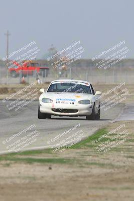 media/Oct-25-2025-CalClub SCCA (Sat) [[34c778dfbe]]/Group 4/Qualifying/